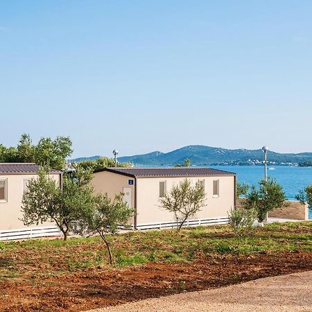 Camp San Antonio Hotel Biograd Na Moru Bagian luar foto